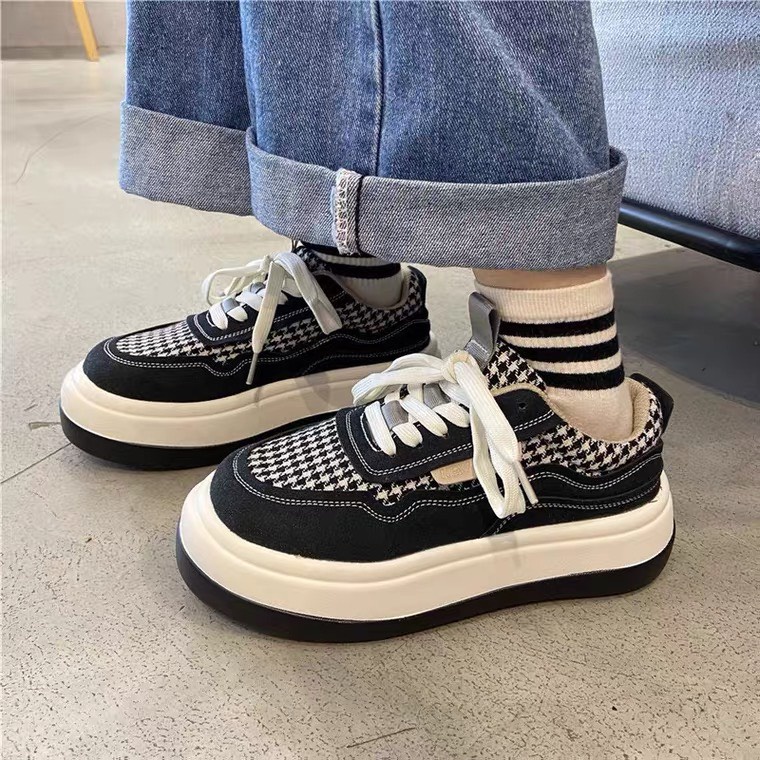 Giày Thể Thao Nữ Đế Độn Hoạ Tiết Houndstooth Đế Bánh Mì Tăng Chiều Cao HotTrend - ℂ𝔸𝕄𝕊𝕋𝕆ℝ𝔼