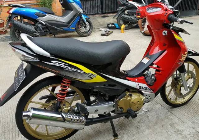 Miếng Dán Trang Trí Thân Xe Hơi suzuki shogun sp 125 r 2006 Chất Lượng Cao