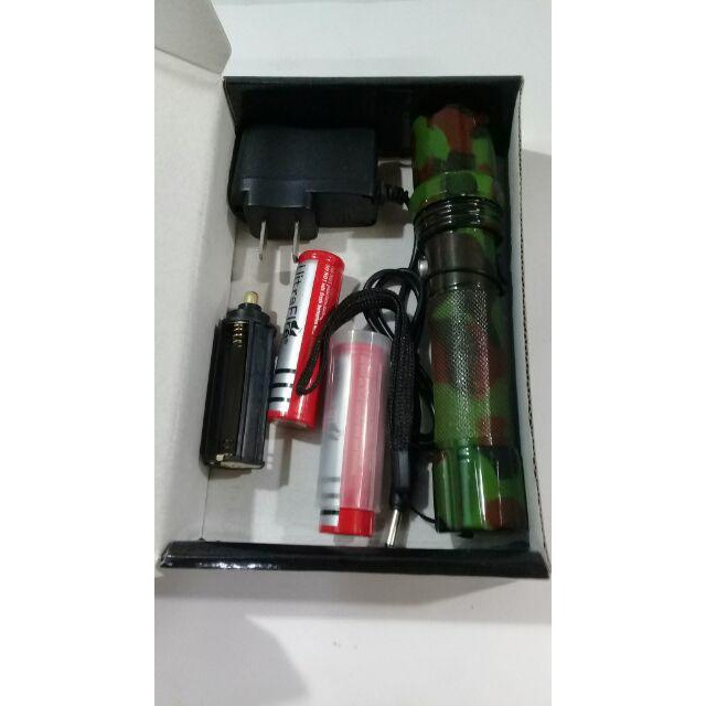 Đèn pin siêu sáng(tặng kèm 1 cục pin sạc)
