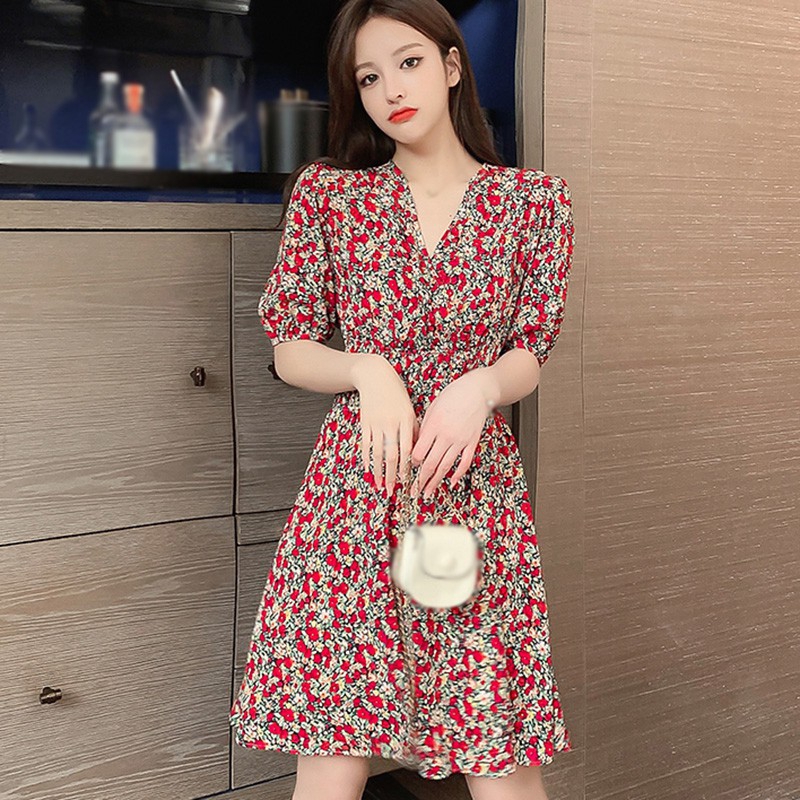 Đầm Dáng Chữ A Ngắn Tay Cổ Chữ V Họa Tiết Hoa Xinh Xắn