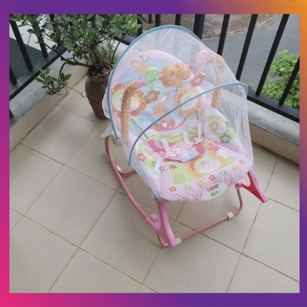 Ghế rung bập bênh có nhạc, có đồ chơi Ibaby Infant to Toddler Rocker