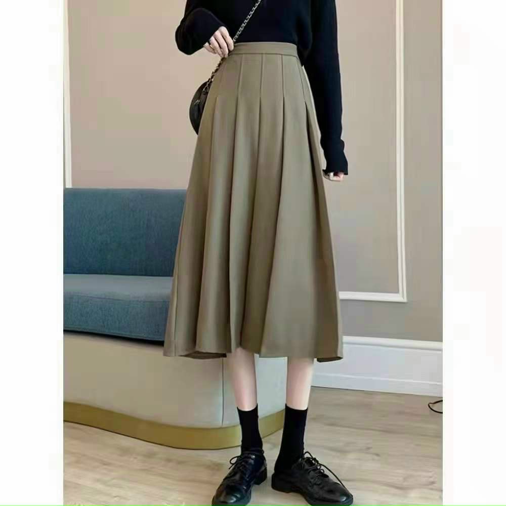 Chân váy xếp ly trước (Ảnh/Video tự chụp)
