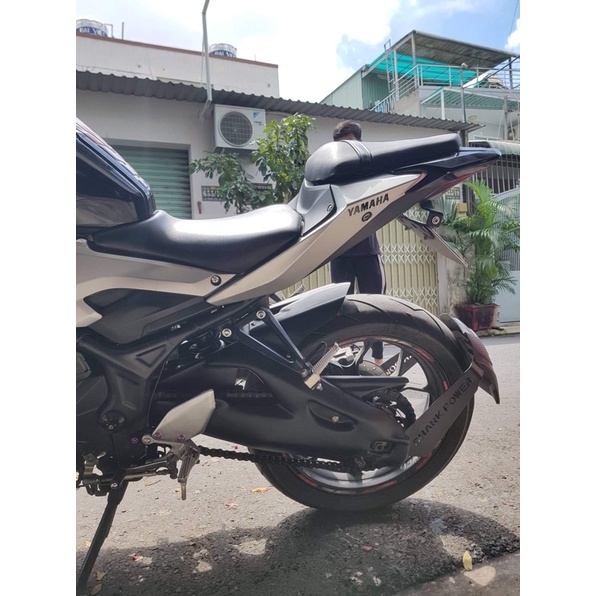 Ốp gắp Yamaha R3 và MT03 cho tất cả các đời