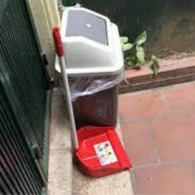 XẺNG NHỰA HÓT RÁC CÓ CÁN 2081 HSL