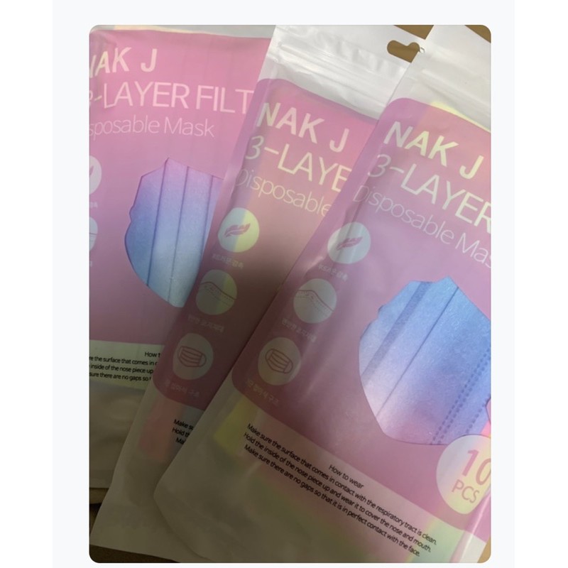 Khẩu trang cầu vồng (Rainbow mask)