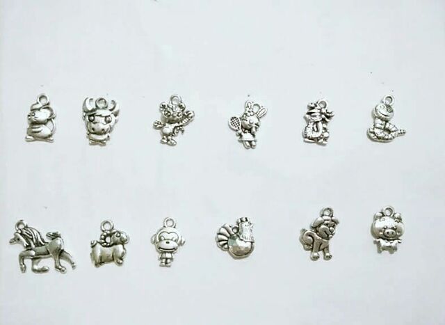 Bộ mặt charm 12 con giáp xi trắng