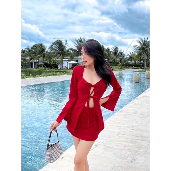 Set áo thắt dây tay dài và chân váy ngắn giấu quần vải mango dày dặn - Byveestyle