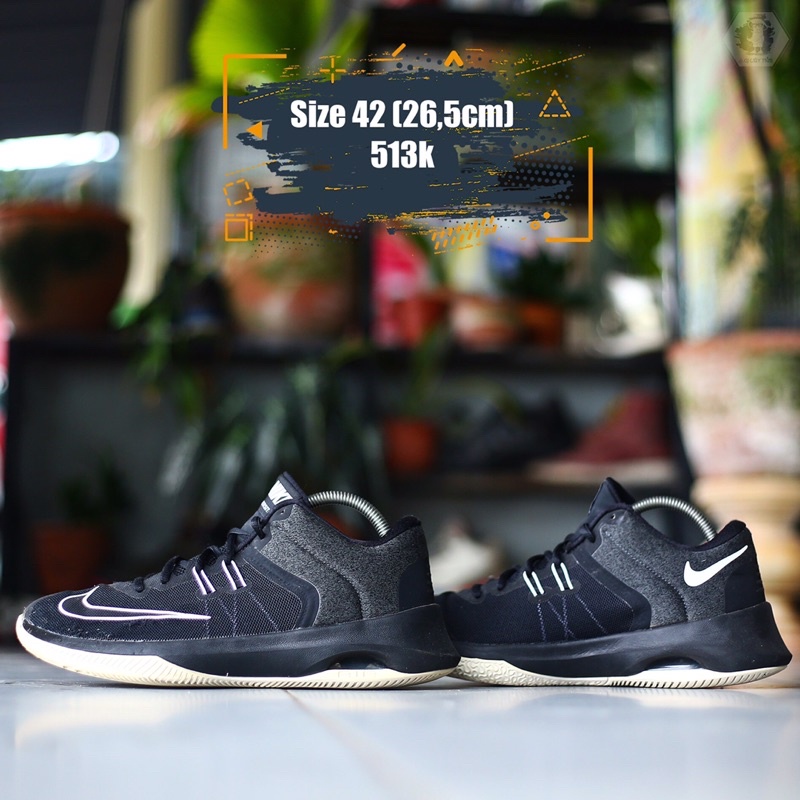 giày chính hãng đã qua sử dụng (nike air versitile ii)