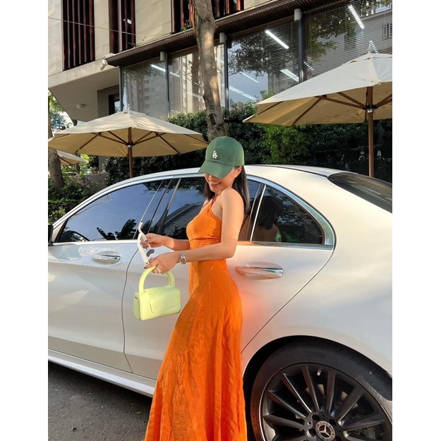 Đầm maxi cổ yếm dây lưng