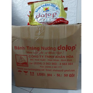Thùng bánh tráng nướng gạo mè Dalop Bình Định (50 gói/thùng)