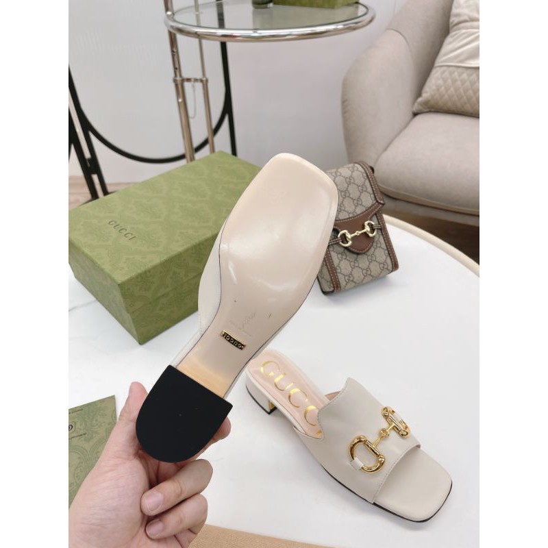 Guốc thời trang nữ da thật mũi vuông gót 2,5/5,5cm gắn quai xích G-C Gucci