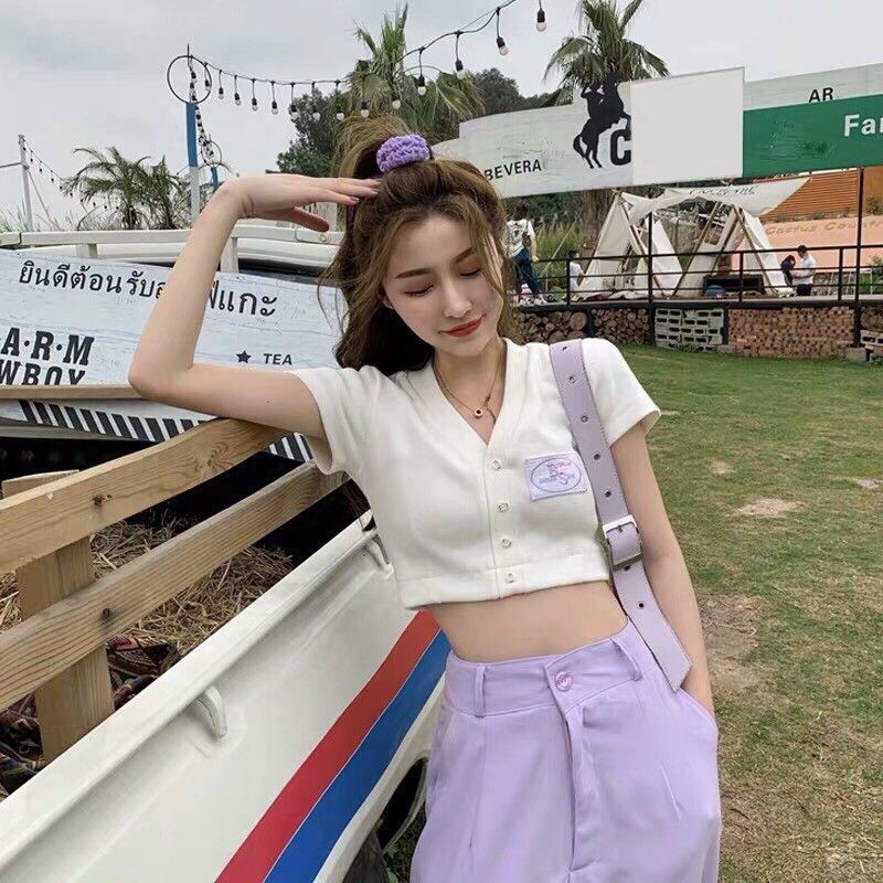Áo croptop nữ ôm thêu logo