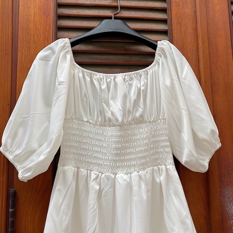 Đầm Trắng WINY DRESS đơn giản thiết kế lai váy phối ren tinh tế có bo chun co giãn xoè nhẹ đuôi váy