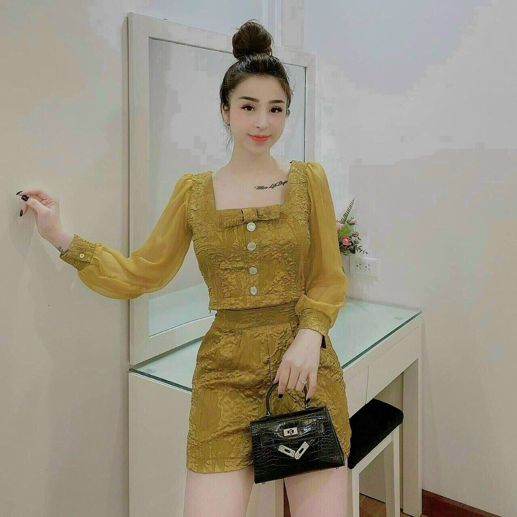 SET BỘ ĐỒ GẤM NỮ  PHỐI TAY VOAN CỔ VUÔNG CỰC SANG