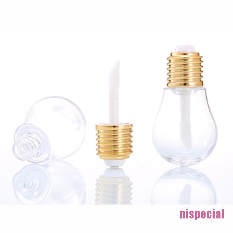 Son Môi Rỗng Độc Đáo Khi Đi Du Lịch