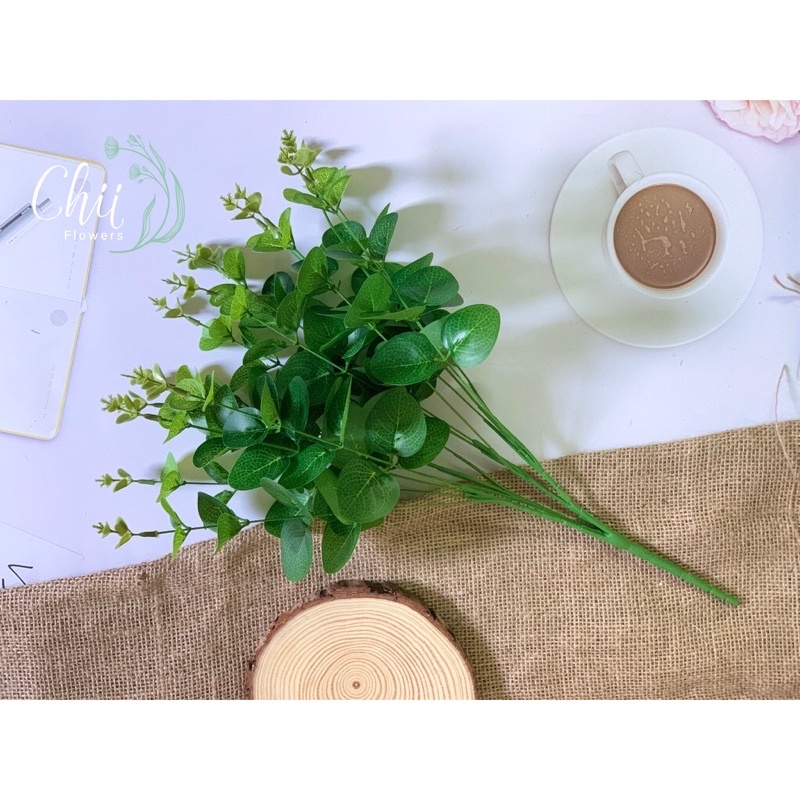 Lá táo giả trang trí hoa sáp, nhà cửa xinh xắn