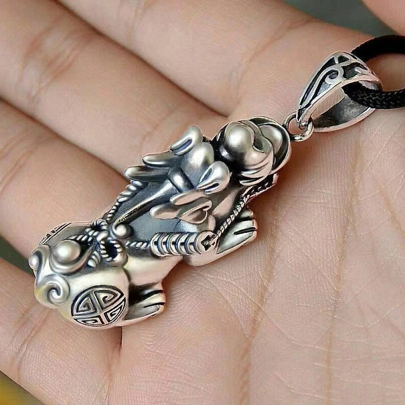 Vòng cổ phối mặt hợp kim bạc hình tỳ hưu may mắn sang trọng thời trang