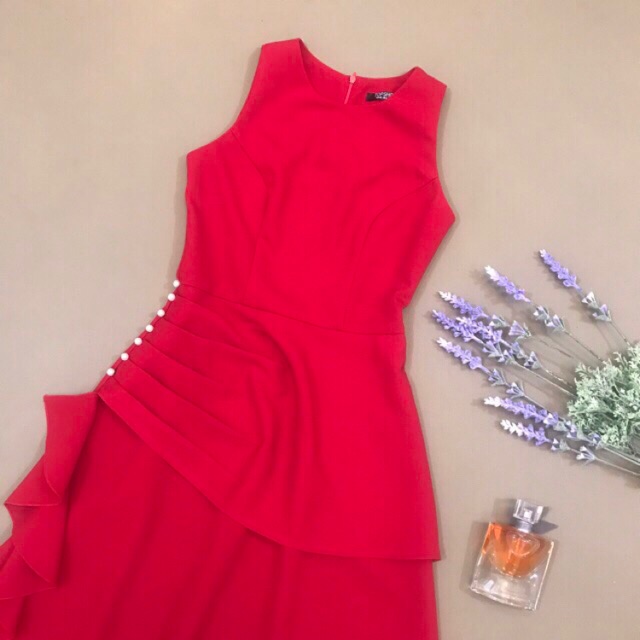 Đầm dự tiệc dáng xòe đắp tầng đính hạt sang trọng | BigBuy360 - bigbuy360.vn