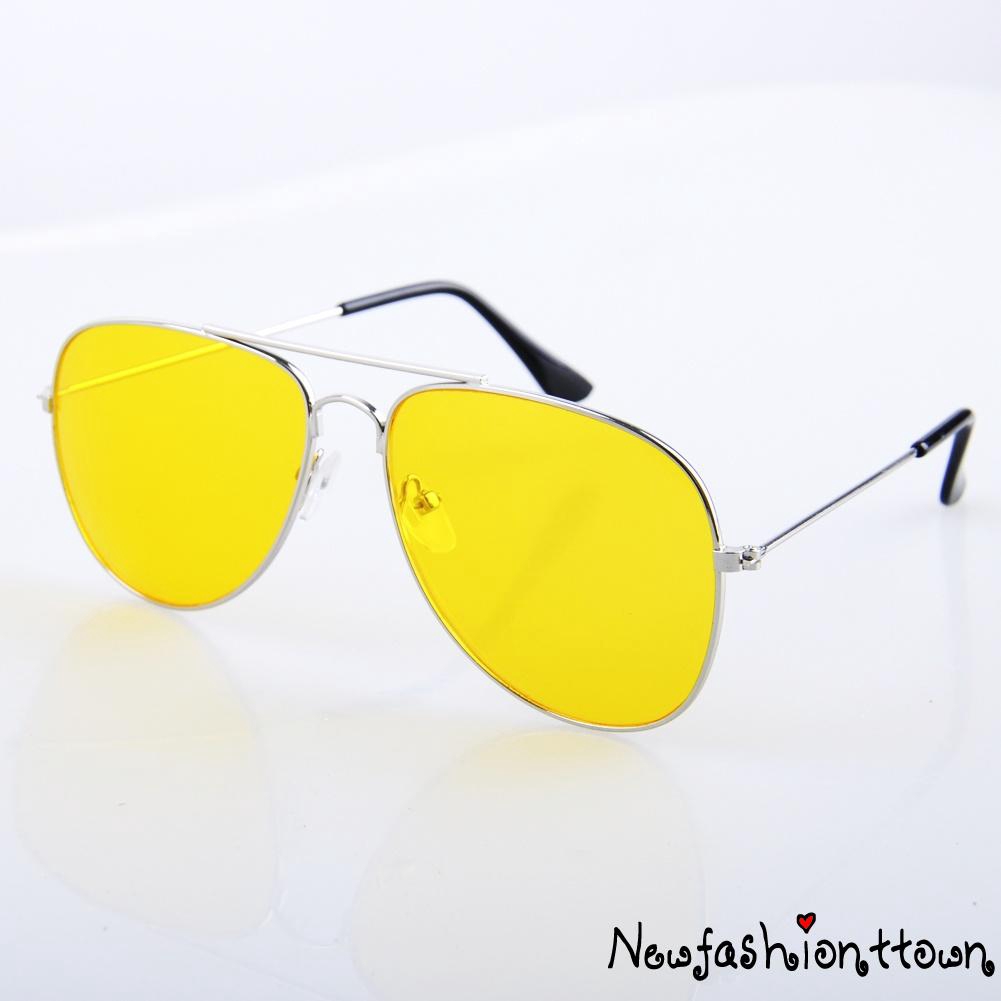 Kính mát chống lóa kiểu dáng độc đáo thời trang | BigBuy360 - bigbuy360.vn