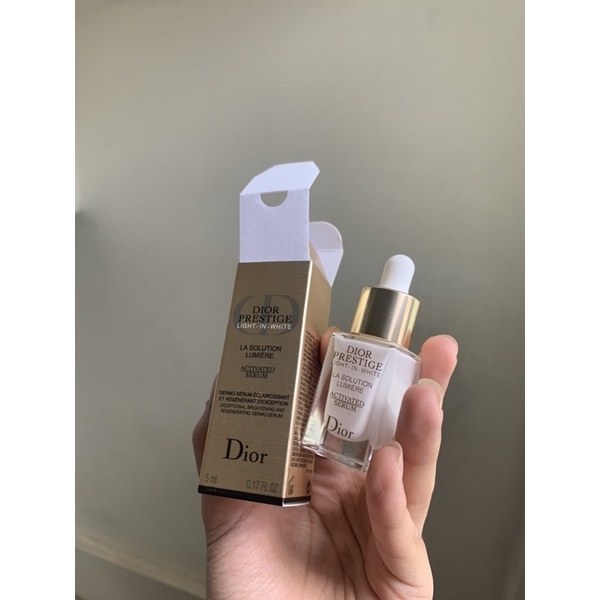 Serum dưỡng trắng da Dior Prestige Light In White La Sollution Lumiere