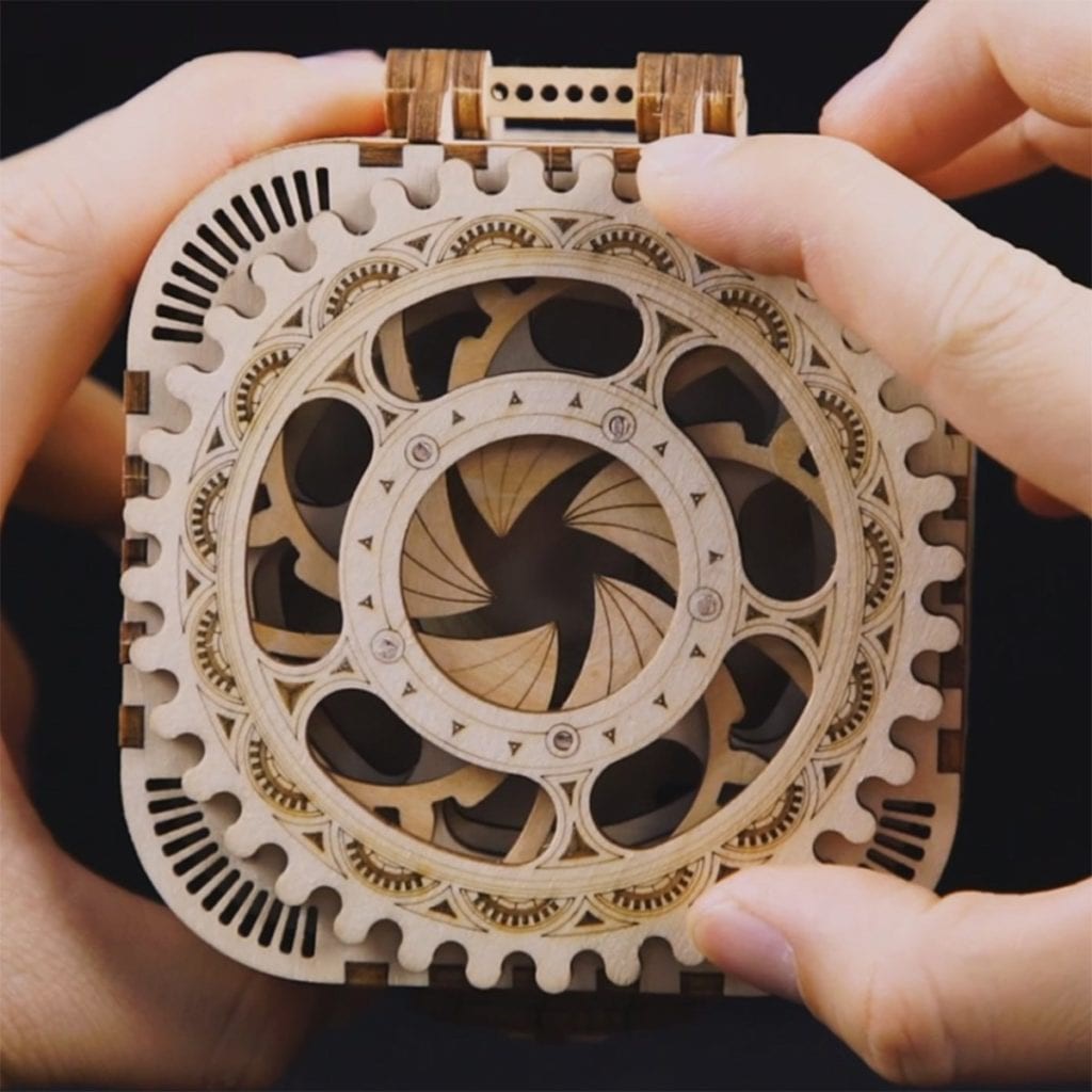 Đồ Chơi Lắp Ráp Bằng Gỗ 3D Mô Hình Cơ Động Học Robotime Hộp Kho Báu  LK502