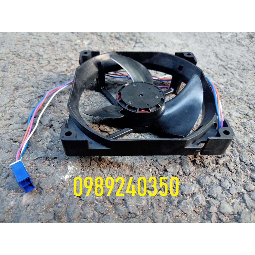 Quạt tủ lạnh Hitachi 12V 4 dây (vuông 12,5 x 12,5cm)