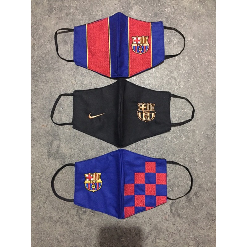 Set 3 Mặt Nạ Vải Thêu Họa Tiết Câu Lạc Bộ Barcelona