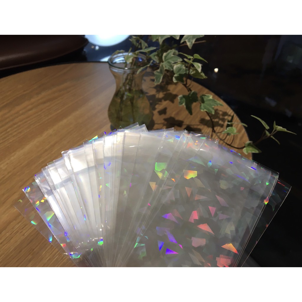 Sleeves hologram dùng để bọc và bảo vệ card - mẫu in hình đa giác (loại có dán)