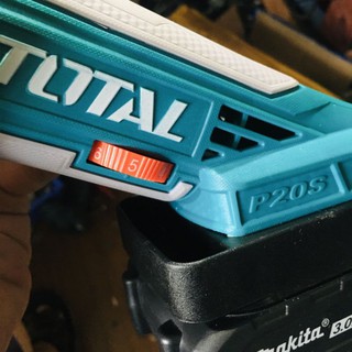 Nsv TMLI2001 máy cắt rung total 18v