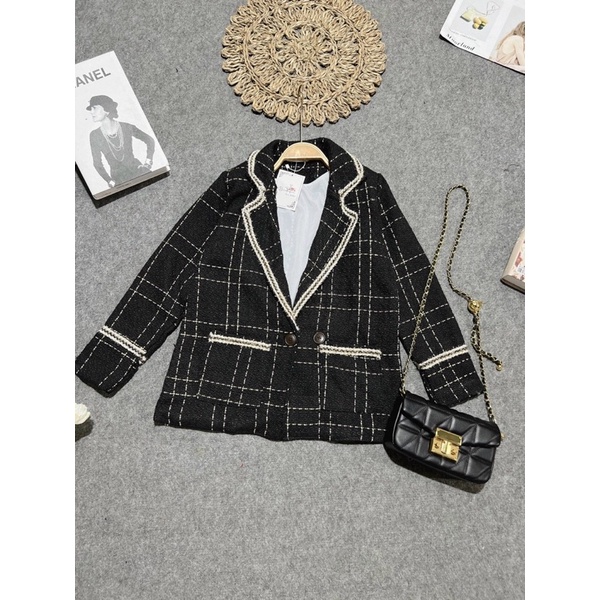 Áo khoác dạ nữ cổ vest kẻ sọc