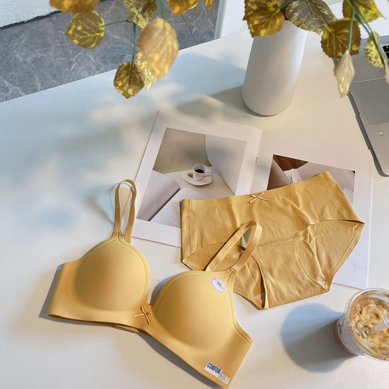 Áo Ngực Không Gọng Không Đường May Thoải Mái Và Thoáng Khí Cho Nữ