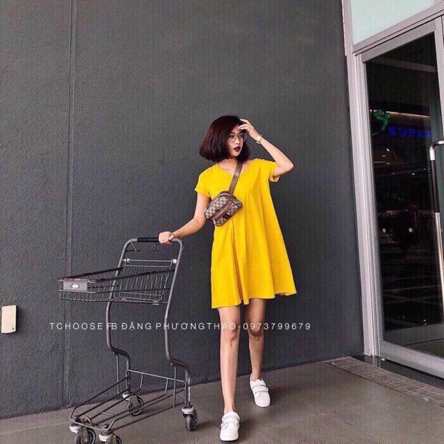 Váy zara suông cổ tim