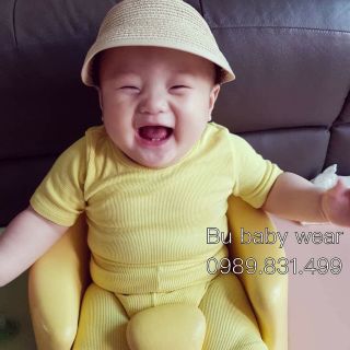 Bộ đồ hàn peekaboo