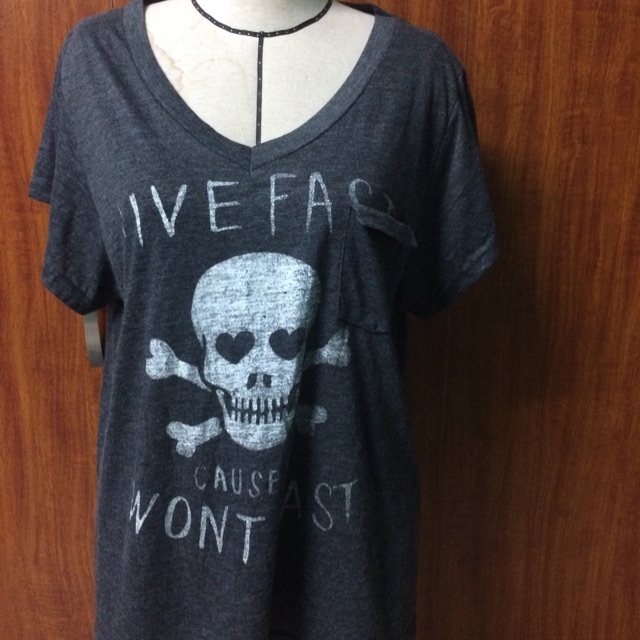 Áo cộc dáng suông