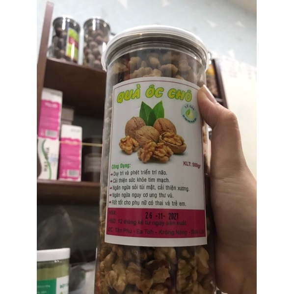 Óc chó vàng tách vỏ