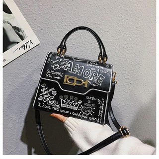 [DEAL SHOCK] Túi Xách Đeo Chéo AMORE Sang Trọng Cá Tính Họa Tiết Hot Trend 2020 JASMINE Store