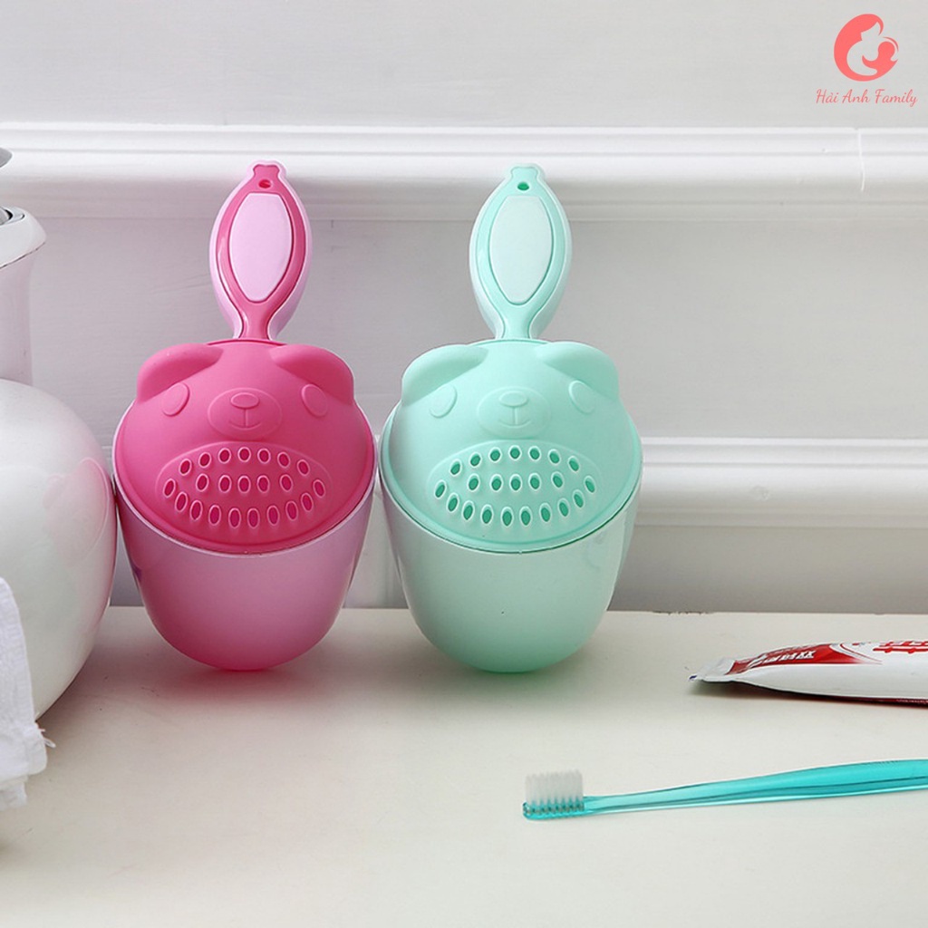 Ca tắm vòi sen cho bé hình gấu tiện dụng, đa năng