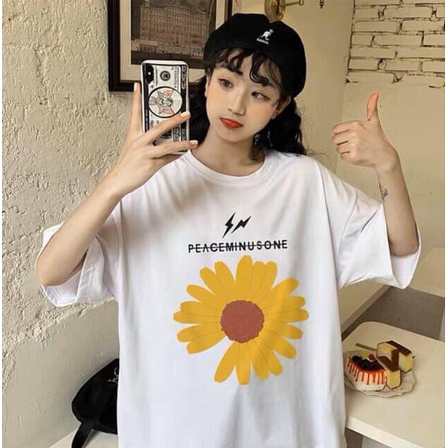 Áo thun nữ unisex form rộng, in hình hoa cúc DINO, thiết kế đơn giản ATU001 | BigBuy360 - bigbuy360.vn