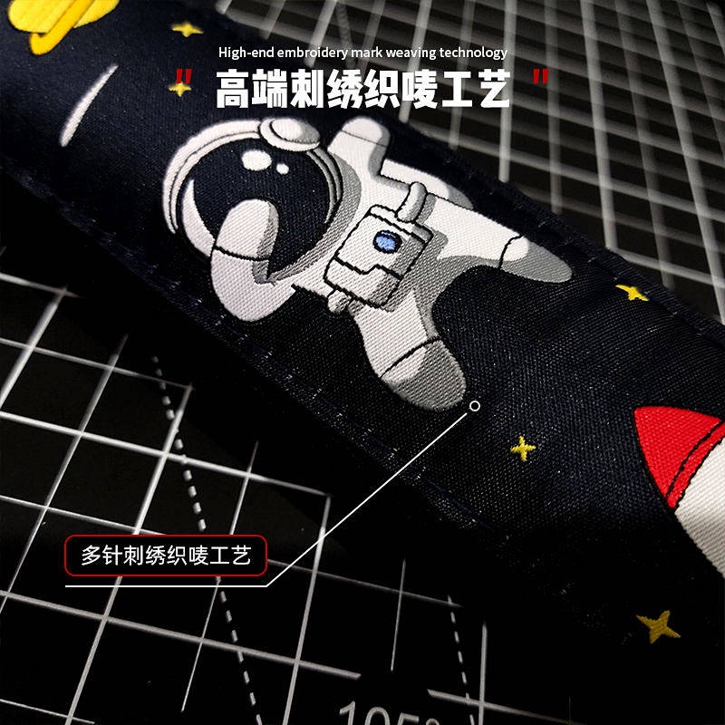 Miếng đệm dây an toàn dày dặn JDM BQP4 dùng cho trẻ em trên xe ô tô