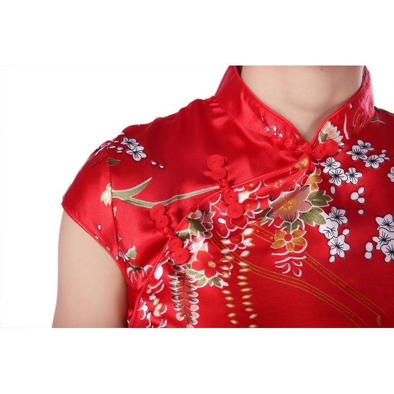 Sườn xám tay ngắn phong cách Trung Hoa truyền thống với họa tiết hoa duyên dáng cho nữ | BigBuy360 - bigbuy360.vn