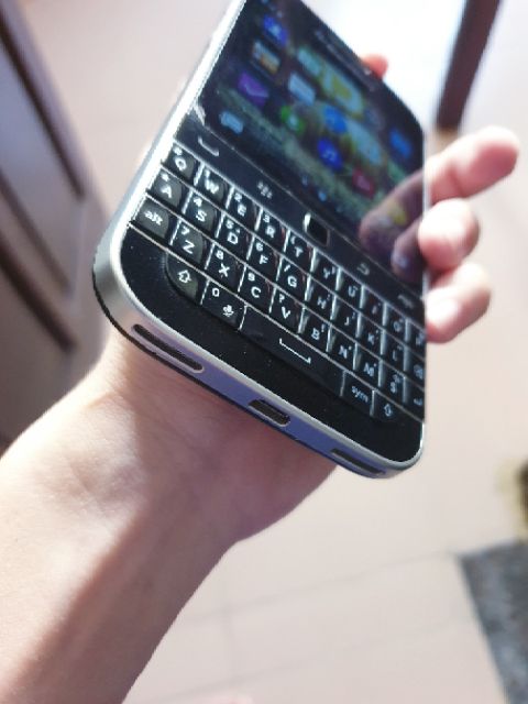 Điện thoại Blackberry Q20 Classic