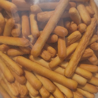 1kg bánh quy đũa mặn ngọt