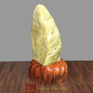 Cây Đá Phong Thủy Đá Ngọc Sepentine Nguyên Khối Đánh Bóng 6,8kg-37cm