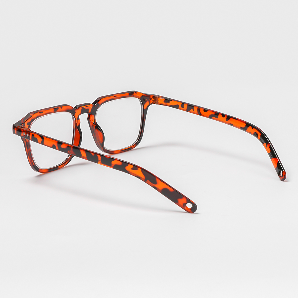 Mắt kính gọng vuông cổ điển sành điệu cho nữ