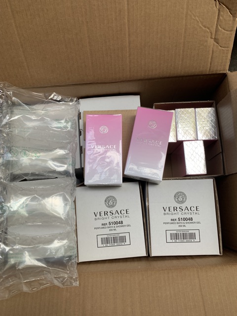 [FreeShip] Sữa tắm Nước hoa Versace Bright Crystal Perfumed Bath and Shower Gel 200ML fullbox