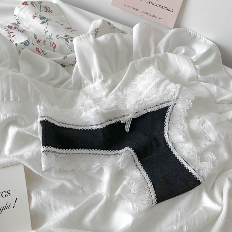 Quần Lót Cotton Phối Ren Lưng Thấp Không Đường May Thoáng Khí Phong Cách Nhật Bản Quyến Rũ Cho Nữ