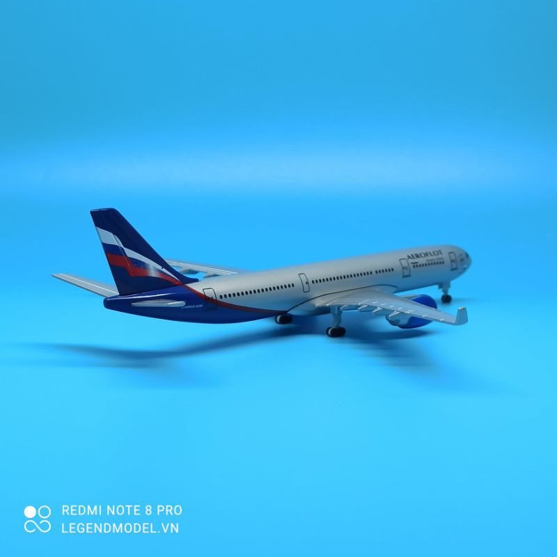 Mô hình máy bay Aeroflot Airbus A330