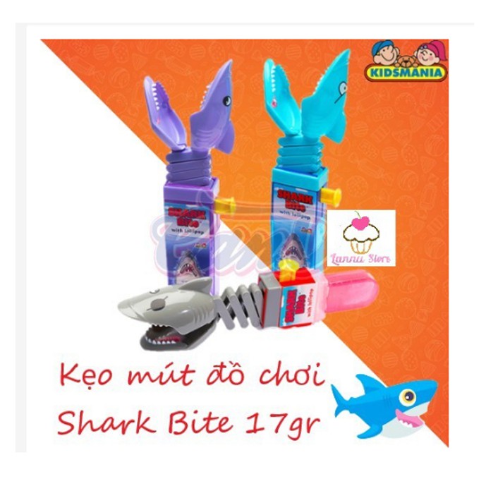 [Giá sỉ] Lốc 12 chiếc Kẹo mút đồ chơi Shark Bite (Cherry, Blue Raspberry - 17gr)