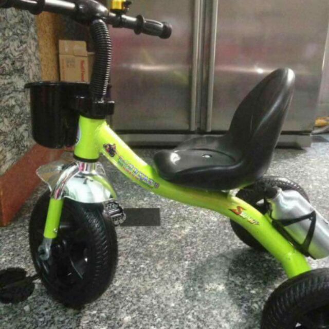 Xe ba bánh bình nước cho bé