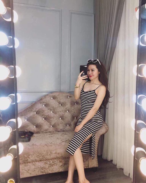 Váy 2 dây xẻ sườn